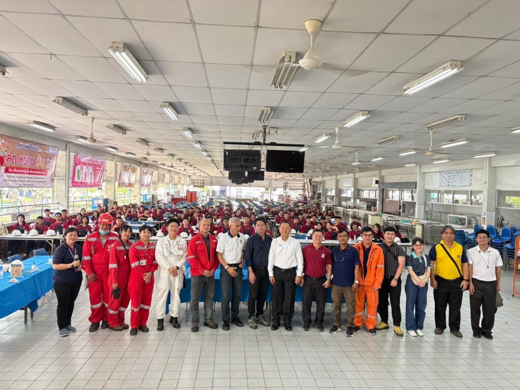 Unithai Shipyard & Engineering Ltd. Welcomes Alumni Club Officials and Students from  Pre-Engineering School King Mongkut’s University of Technology North Bangkok visit shipyard